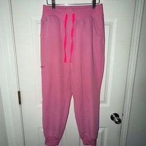 Figs Women's High Waist Zamora Jogger Scrub Pant in Chalk Pink